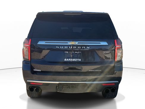 Used 2022 Chevrolet Suburban Premier image 5