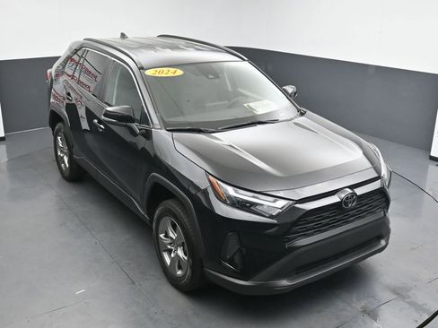Used 2024 Toyota RAV4 XLE FWD image 22