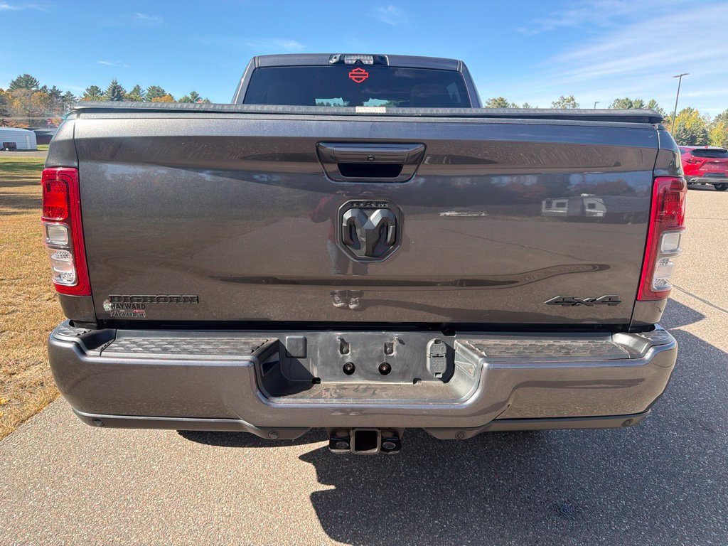 Used 2022 RAM 2500 Big Horn w/ Night Edition AWD/4WD image 5