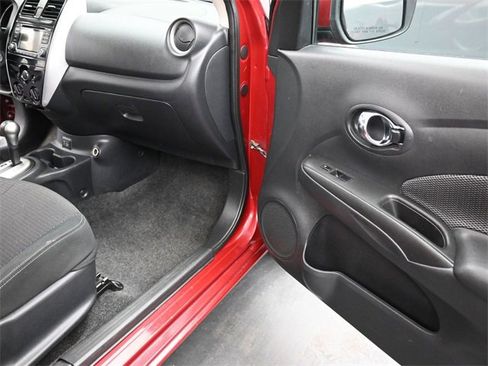 Used 2018 Nissan Versa SV w/ SV Special Edition Package image 22