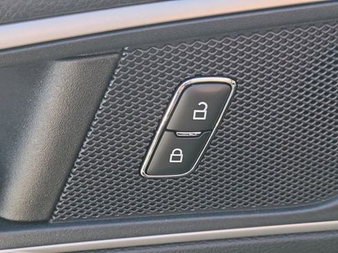 Certified 2023 Ford Edge SEL w/ Convenience Package AWD/4WD image 11