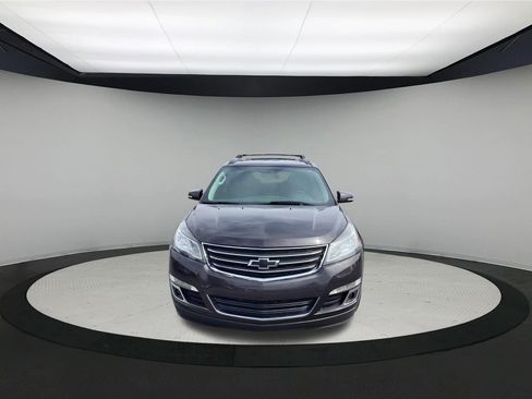 Used 2017 Chevrolet Traverse LT w/ Graphite Special Edition AWD/4WD image 3