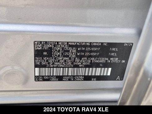 Used 2024 Toyota RAV4 XLE FWD image 24