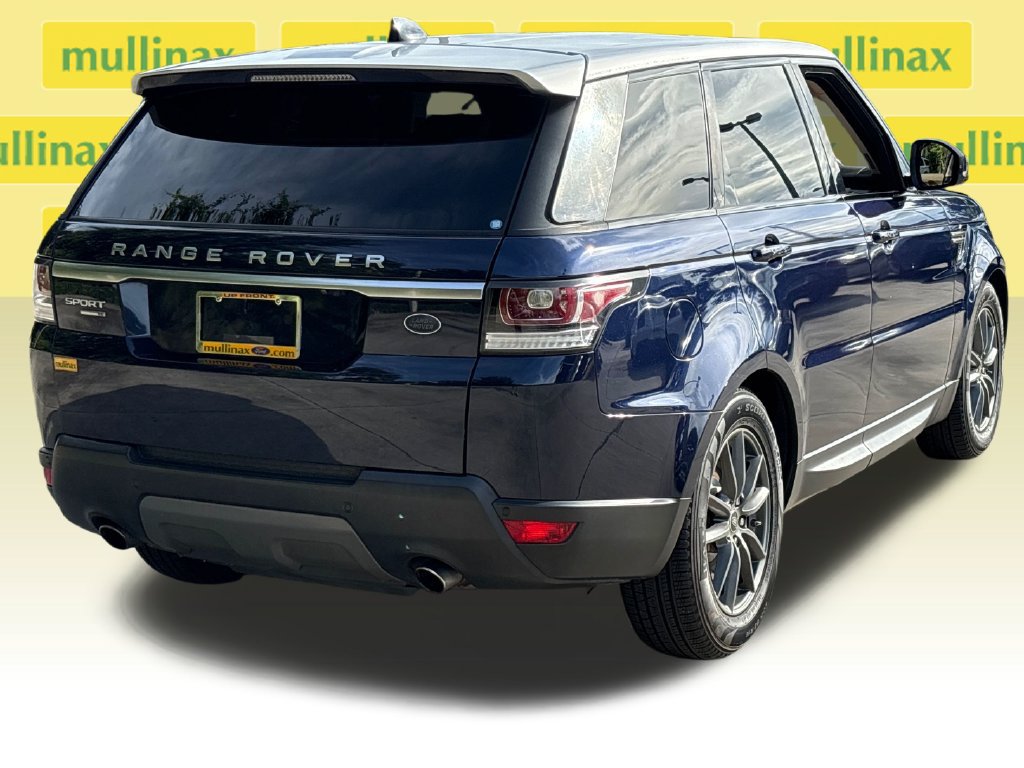 Used 2017 Land Rover Range Rover Sport SE AWD/4WD image 4