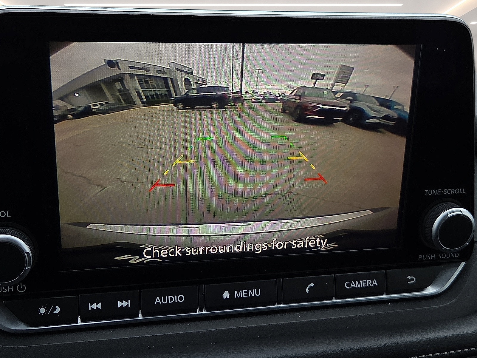 Used 2023 Nissan Rogue SV FWD image 16