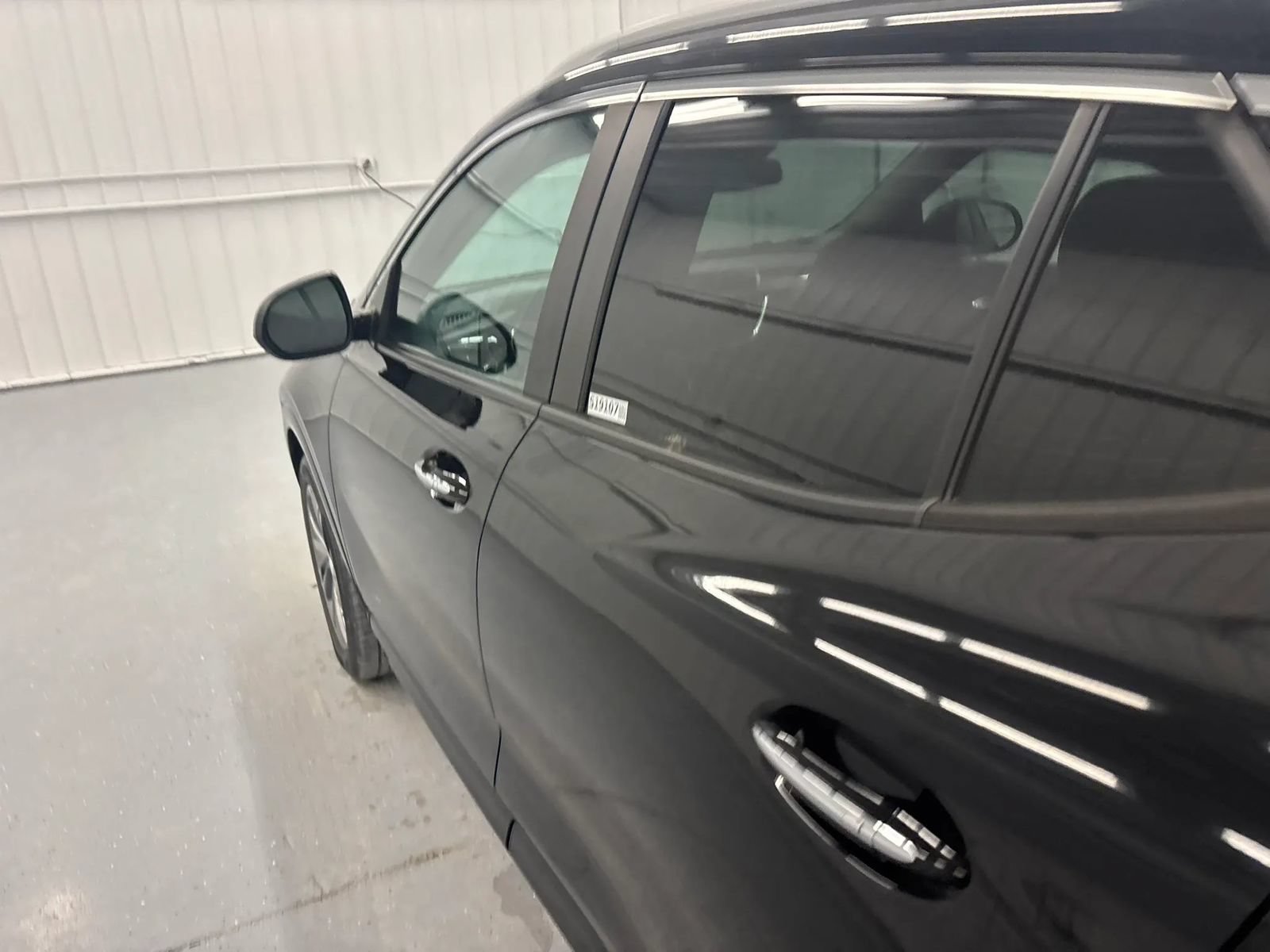 Used 2021 Buick Encore GX Select w/ Sport Touring Package FWD image 29