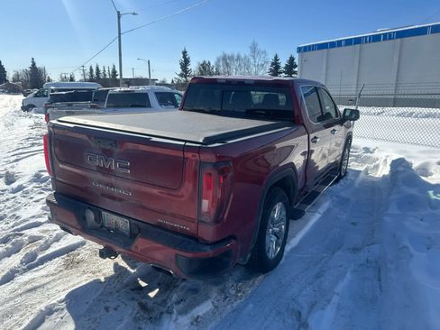 Used 2023 GMC Sierra 1500 Denali w/ Technology Package AWD/4WD image 3