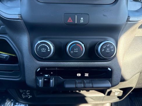 Used 2023 RAM 3500 Tradesman w/ Chrome Appearance Group image 27