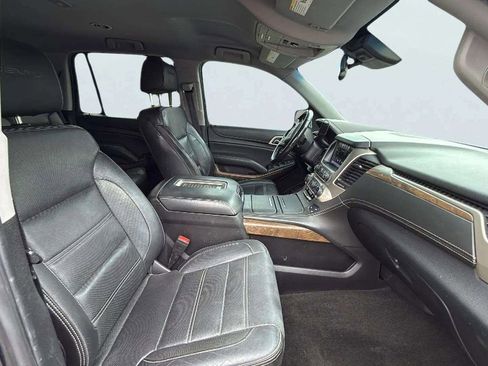 Used 2018 GMC Yukon Denali image 16