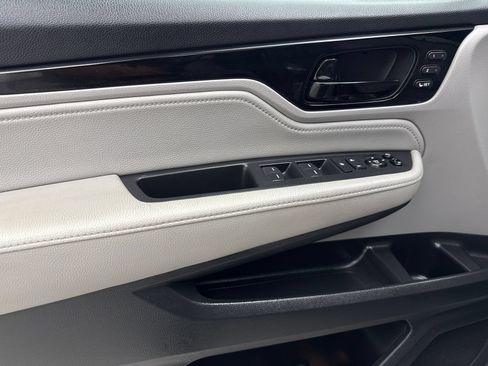 Used 2019 Honda Odyssey Elite image 36