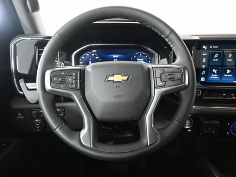 New 2026 Chevrolet Silverado 1500 LT w/ Z71 Off-Road Package image 39
