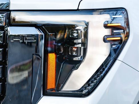 Used 2024 GMC Sierra 3500 Denali Ultimate image 7