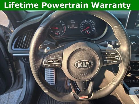 Used 2021 Kia Stinger GT image 16