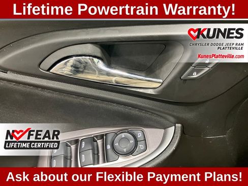 Used 2024 Chevrolet Malibu LT image 12