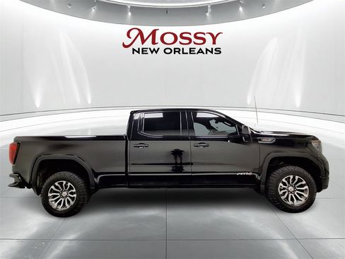 Used 2023 GMC Sierra 1500 AT4 w/ AT4 Preferred Package image 4
