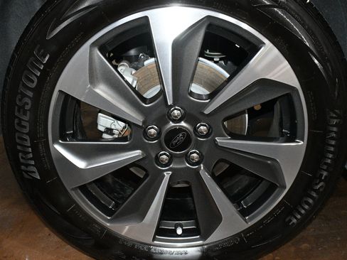 Used 2024 Ford Escape Platinum AWD/4WD image 67