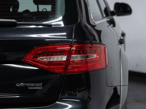 Used 2013 Audi A4 Premium w/ Convenience Pkg image 31