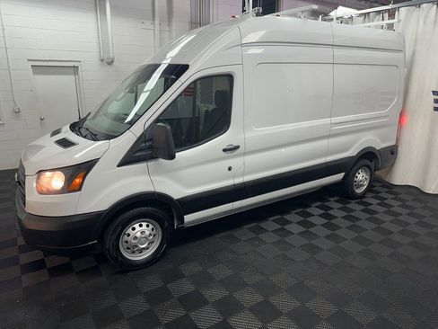 Used 2022 Ford Transit 350 148 High Roof AWD w/ Load Area Protection Package image 5