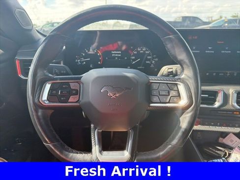 Used 2024 Ford Mustang Premium image 5
