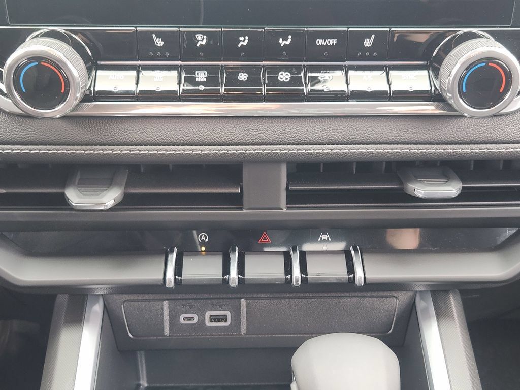 New 2026 Chevrolet Colorado LT w/ Advanced Trailering Package AWD/4WD image 14