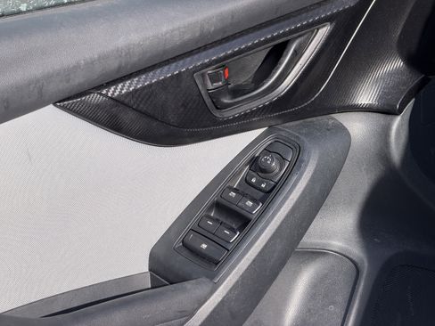 Used 2018 Subaru Crosstrek 2.0i Premium image 21