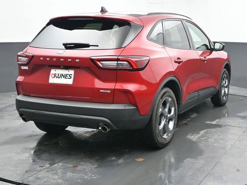 Used 2025 Ford Escape ST-Line w/ Cold Weather Package image 10