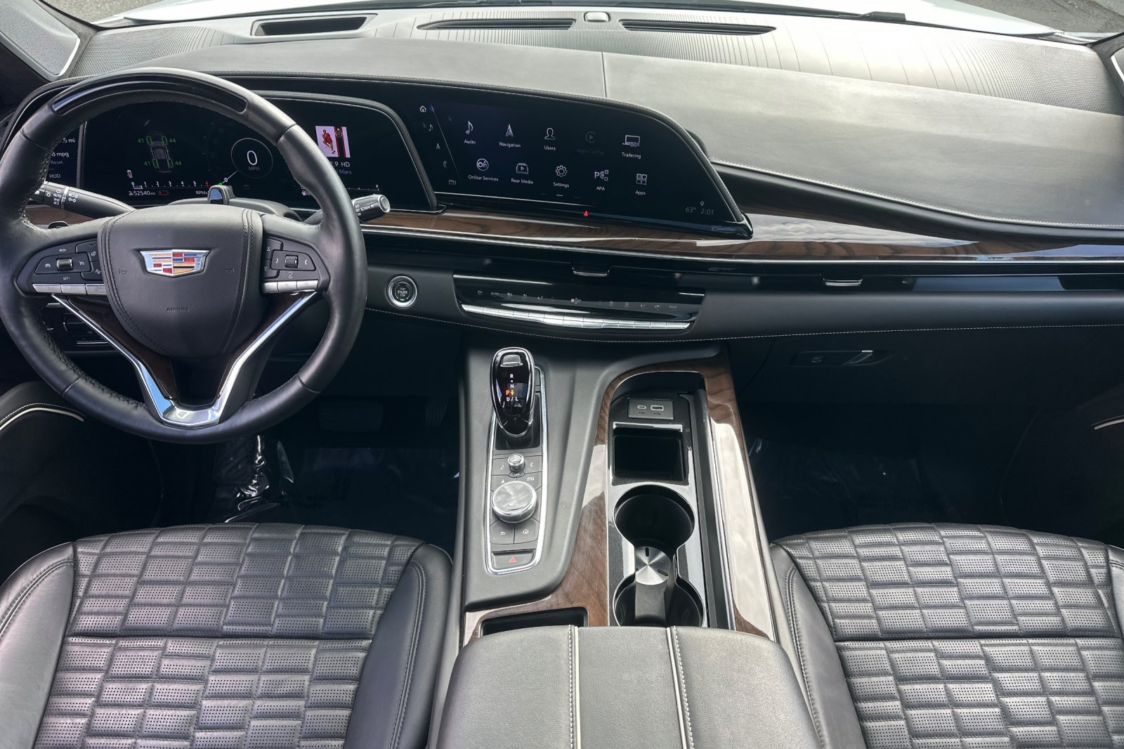 Used 2023 Cadillac Escalade Sport Platinum w/ LPO, ONYX Package AWD/4WD image 13