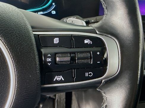 Used 2023 Kia Sportage EX AWD/4WD image 15