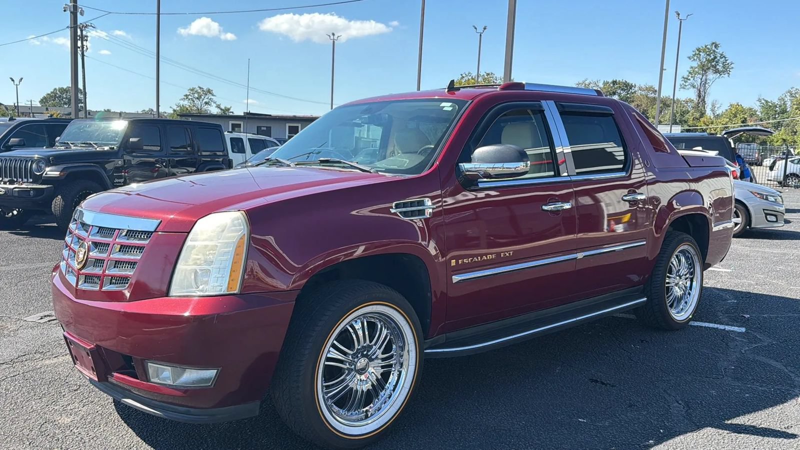Used 2007 Cadillac Escalade EXT w/ Information Package AWD/4WD image 4