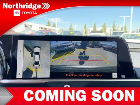 Used 2023 Toyota Crown Limited w/ Advanced Technology Package image 8