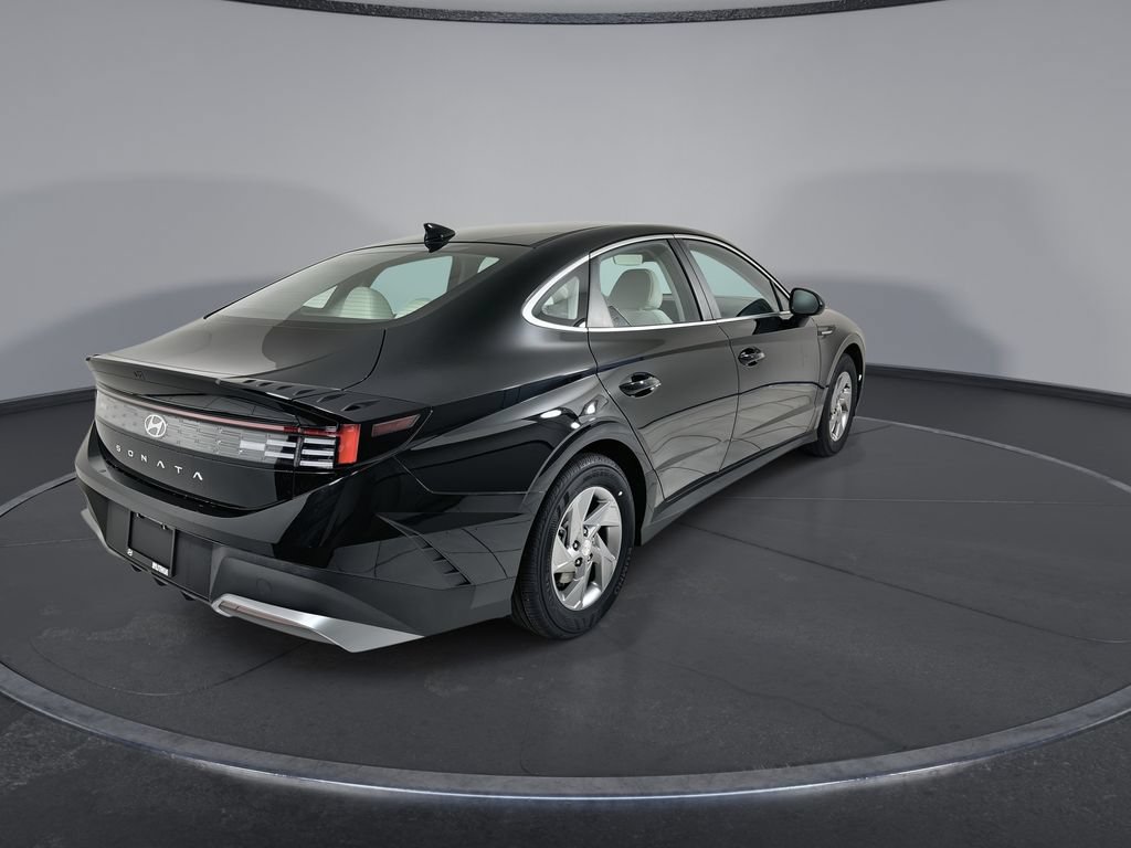 New 2026 Hyundai Sonata SE FWD image 8