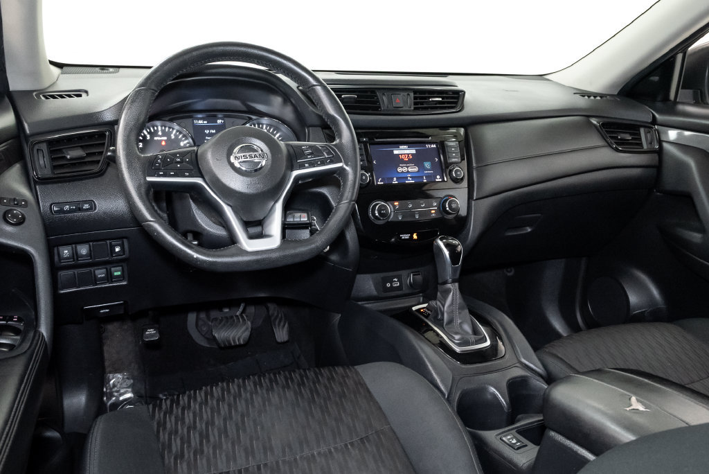 Used 2020 Nissan Rogue S w/ Special Edition Package FWD image 7
