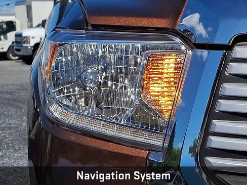 Used 2016 Toyota Tundra Limited w/ Limited Premium Package AWD/4WD image 11