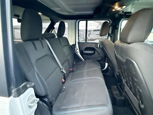Used 2021 Jeep Wrangler Unlimited Rubicon 4xe w/ Cold Weather Group image 31