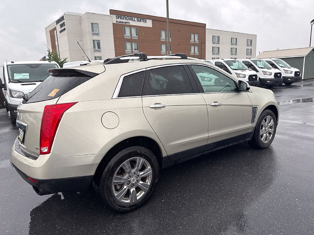 Used 2016 Cadillac SRX Luxury w/ Driver Awareness Package AWD/4WD image 4