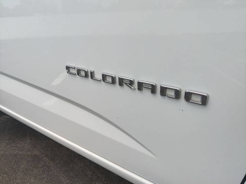 Used 2022 Chevrolet Colorado LT w/ Fleet Safety Package image 15