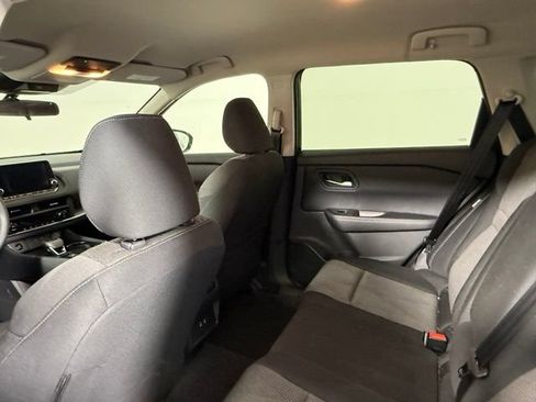 Used 2026 Nissan Rogue SV FWD image 38