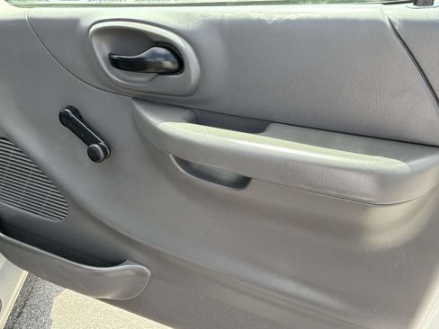 Used 2004 Ford F150 XL RWD image 13