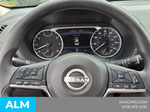 Used 2024 Nissan Sentra SV FWD image 28