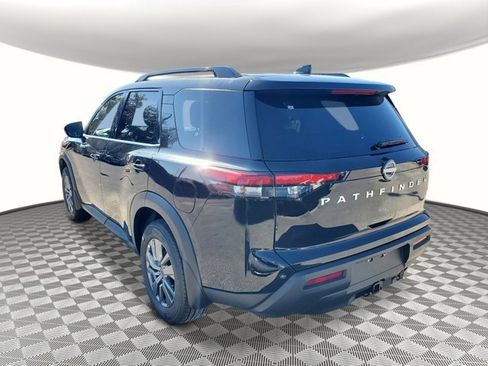 New 2025 Nissan Pathfinder SV w/ SV Premium Package image 3