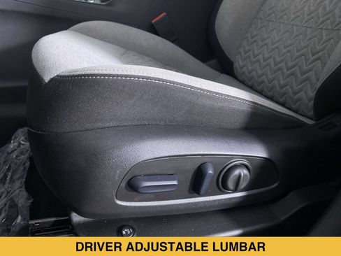 Certified 2024 Chevrolet Equinox LS w/ LS Convenience Package FWD image 9