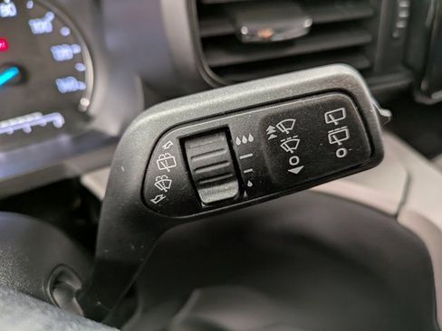 Certified 2023 Ford Explorer XLT w/ Class IV Trailer Tow Package image 18