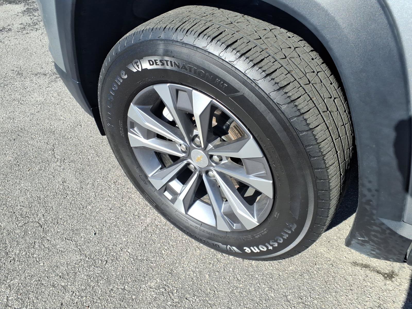 Used 2025 Chevrolet Equinox LT FWD image 6