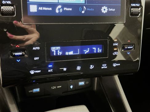 Used 2024 Hyundai Tucson SEL image 23