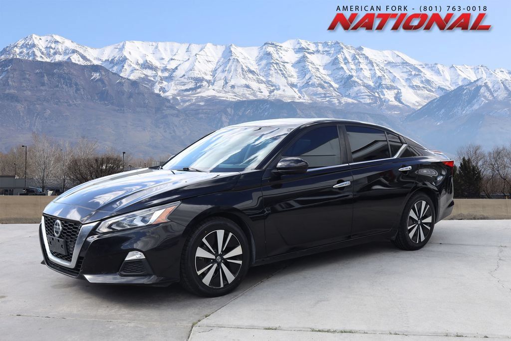 Used 2021 Nissan Altima 2.5 SV FWD image 1