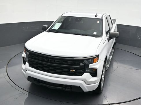 Used 2024 Chevrolet Silverado 1500 Custom image 23
