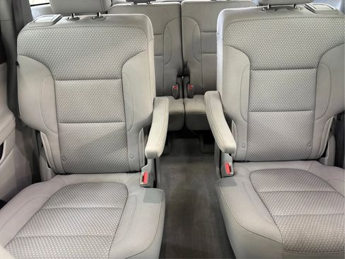 Used 2022 GMC Acadia SLE image 20