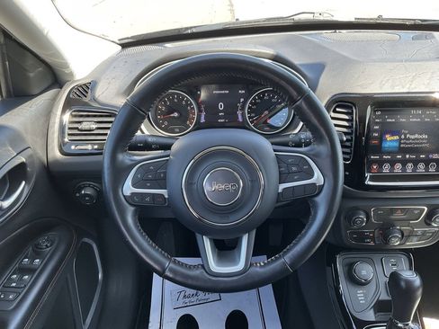 Used 2019 Jeep Compass Limited image 11