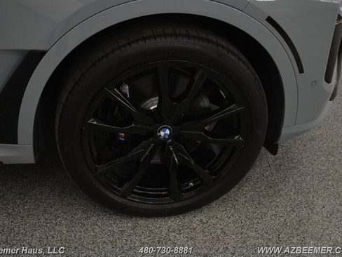 Used 2024 BMW X7 xDrive40i w/ M Sport Package image 45