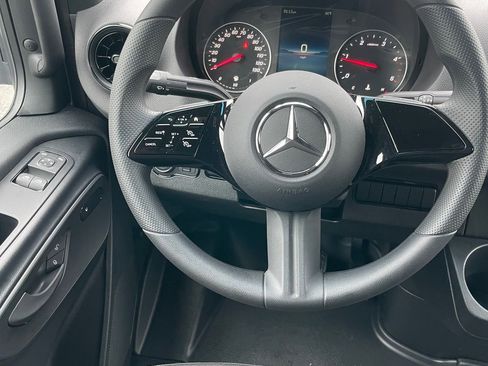 Used 2025 Mercedes-Benz Sprinter 4500 image 12